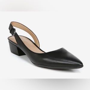 Naturalizer Low Heel Pump 9W